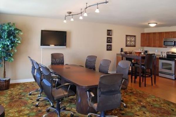 Hotel Oxford Suites Chico